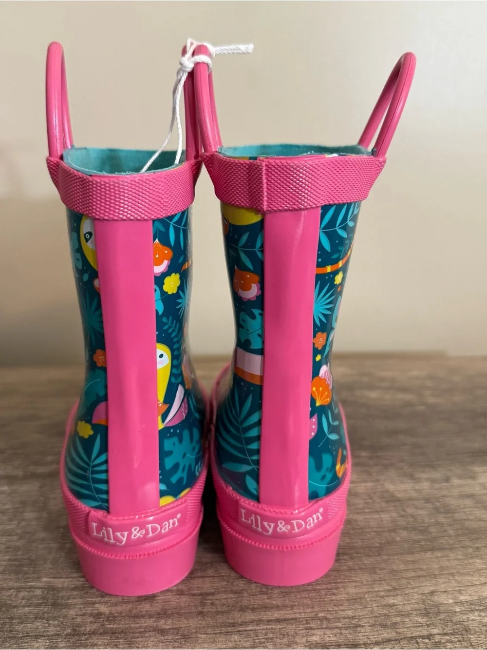 Lily & Dan Sloth Toucan Tropical Rain Boots Vibrant Colorful Cute Pink Blue 7/8